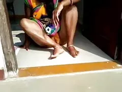 সুন্দরী বাংলাদেশী নতুন সেক্স ভিডিও বালিকা