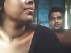 বড় সুন্দরী মহিলা