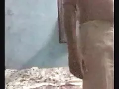 বাঁড়ার বাংলাদেশী নতুন সেক্স ভিডিও রস খাবার