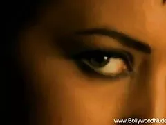 শ্যামাঙ্গিণী চাঁচা বাংলাদেশী কলেজ সেক্স ভিডিও
