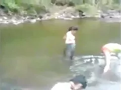 সুন্দরী বালিকা নতুন বাংলাদেশী সেক্স ভিডিও