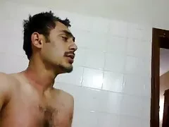 একটি বাংলাদেশী নায়িকাদের সেক্স ভিডিও সবুজ দৈত্য হাত