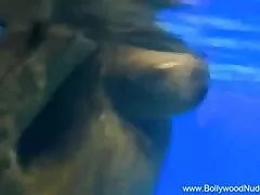 স্বামী বাংলাদেশী সেক্স মুভি ও স্ত্রী