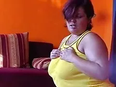 গোলাপাকৃতি বাংলাদেশী নায়িকাদের সেক্স ব্যাজ